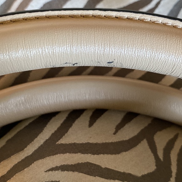 Louise et Cie leather and hide tote/crossbody - Picture 6 of 6